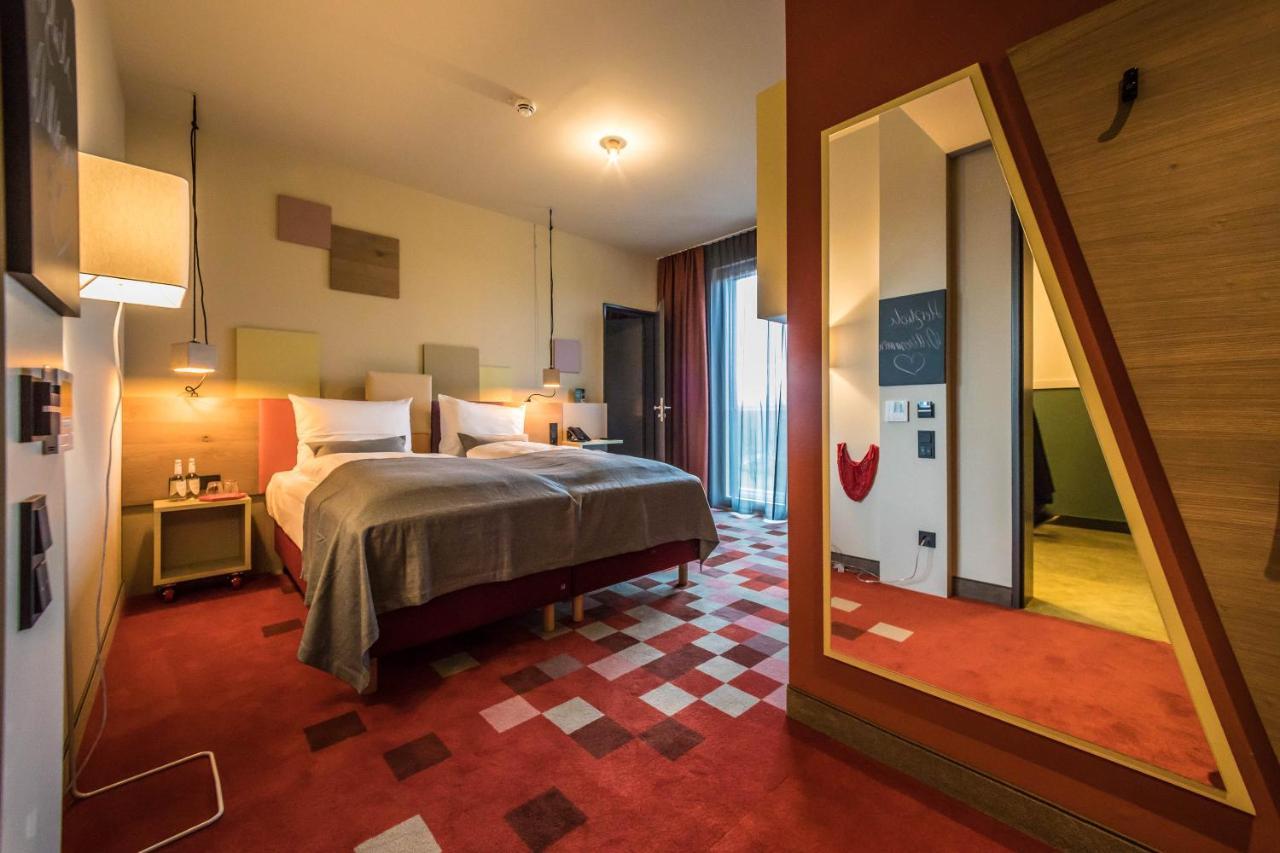 Hotel Einsmehr Augsburg Exteriör bild